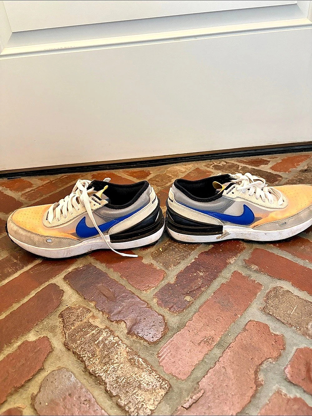 Nike Air Max 1 Sneakers Orange & Blue US 6y. Fits women’s size 7.5
